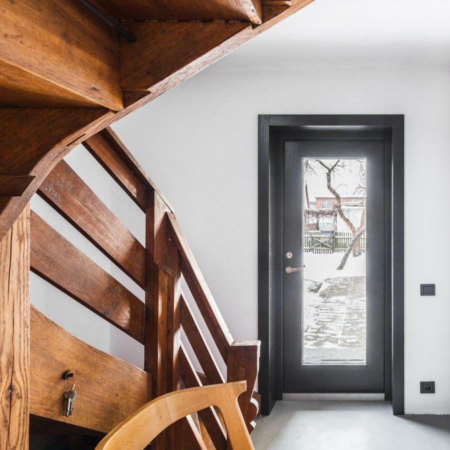 Minimalist. Apartment & Studio シャウレイ エクステリア 写真