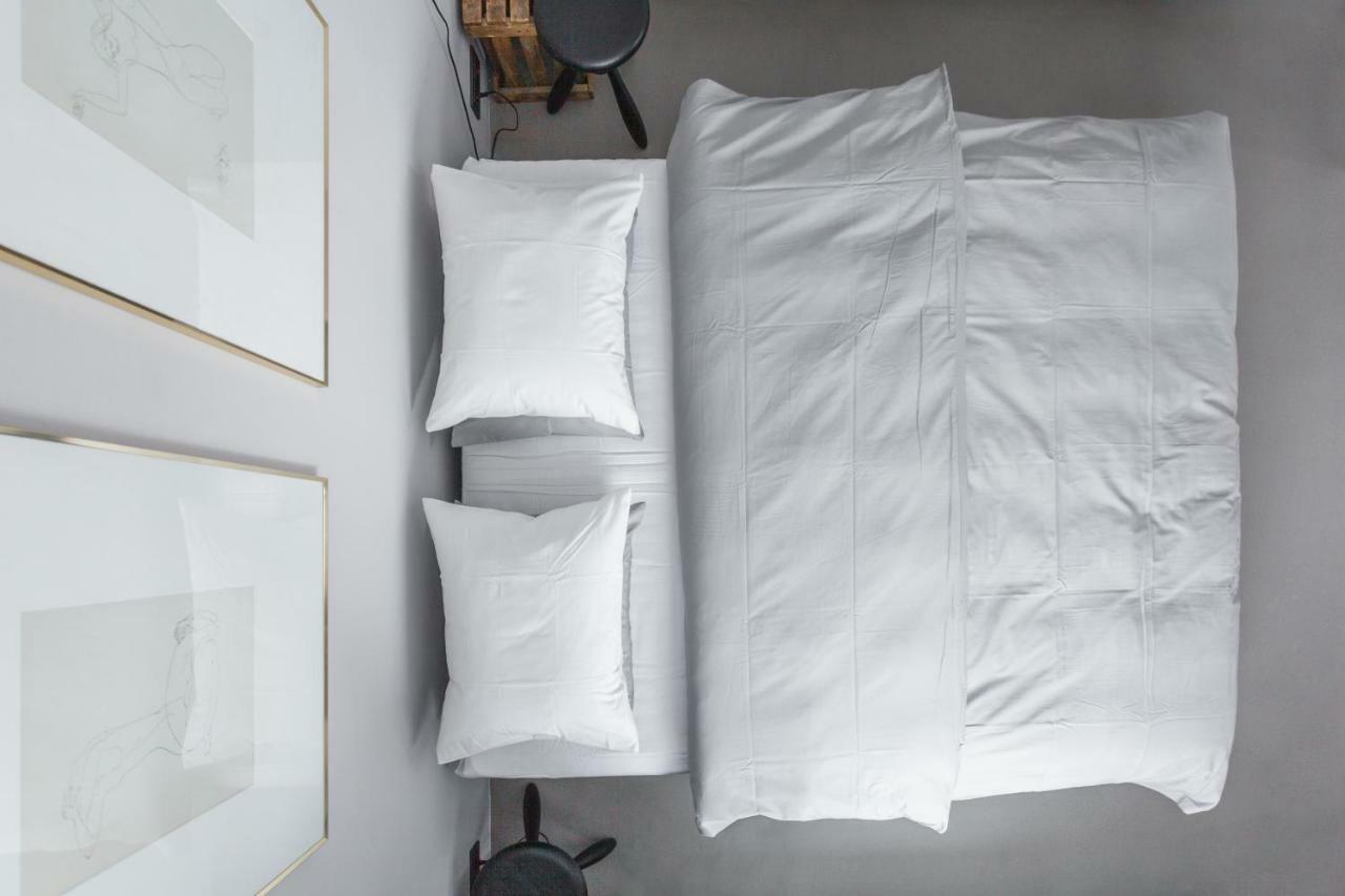 Minimalist. Apartment & Studio シャウレイ エクステリア 写真
