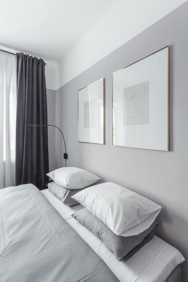 Minimalist. Apartment & Studio シャウレイ エクステリア 写真