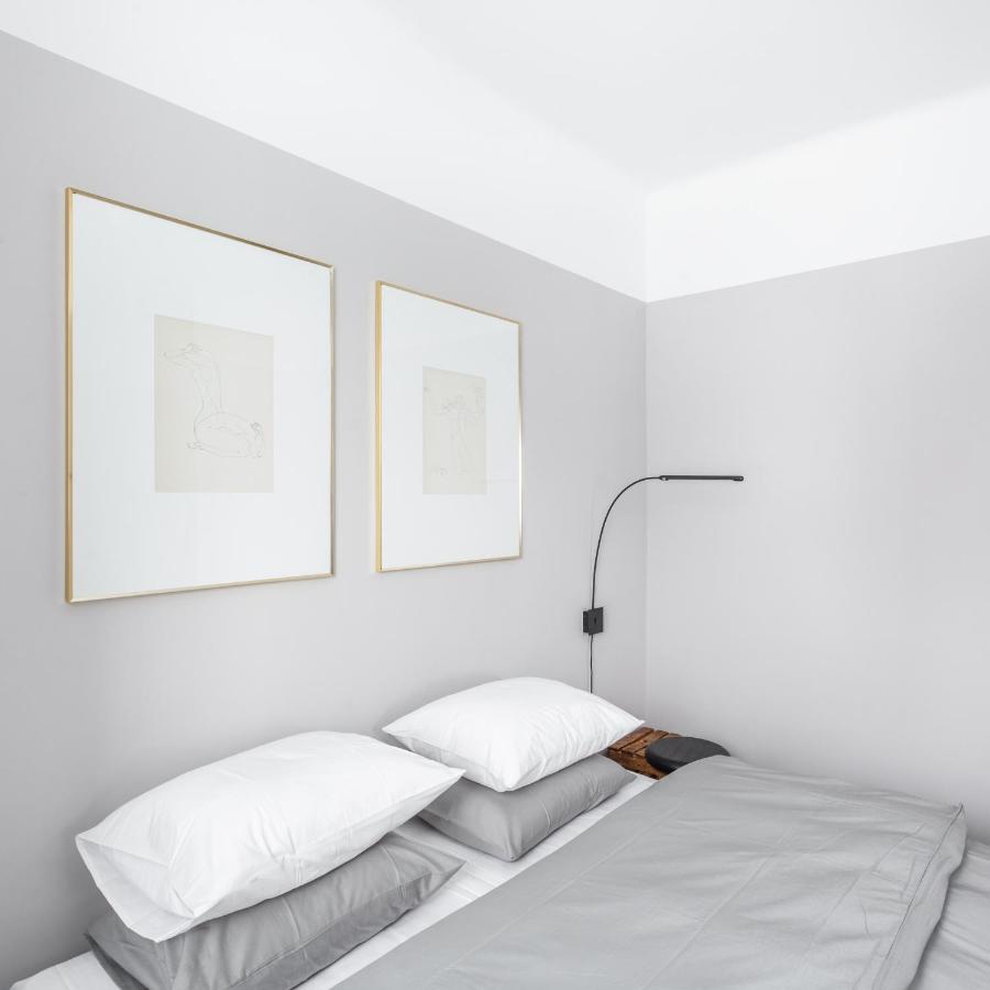 Minimalist. Apartment & Studio シャウレイ エクステリア 写真